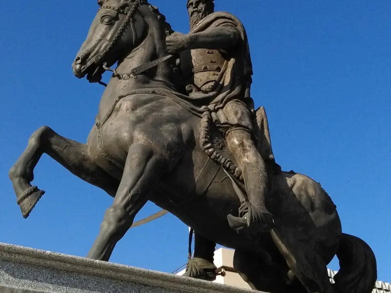 Skanderbeg Square, Pristina