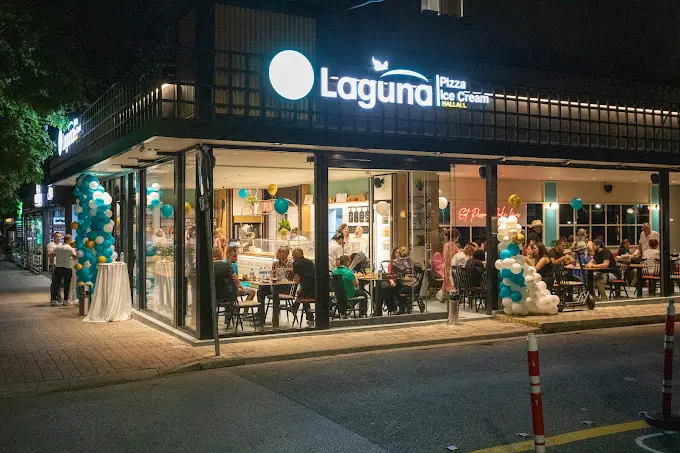 Laguna Pizza & Ice Cream, Tirana