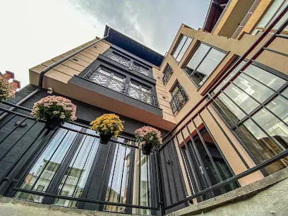 Hotel Triumf, Prizren