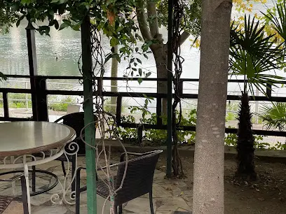 Vëllezërit Vataksi Hotel & Restaurant, Shkoder