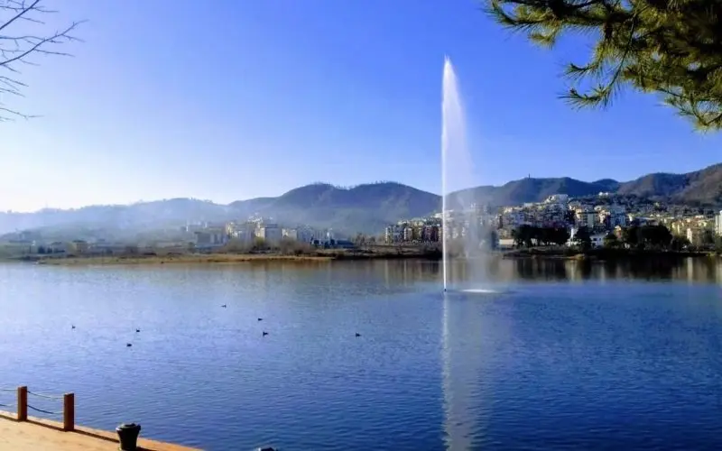 الجداول السياحية في البانيا 4 ليالي 5 أيام